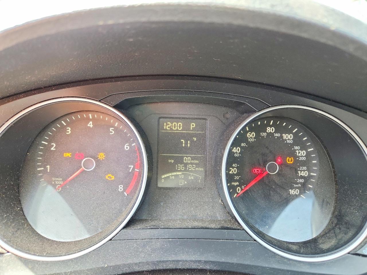 Volkswagen Jetta Base
