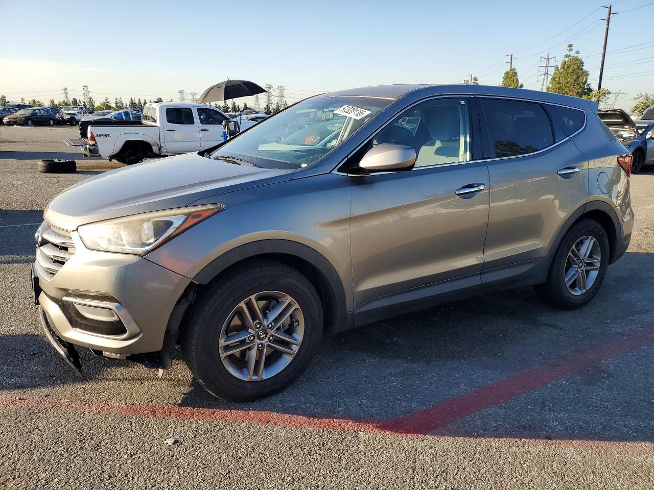 Salvage Hyundai SANTA FE Image
