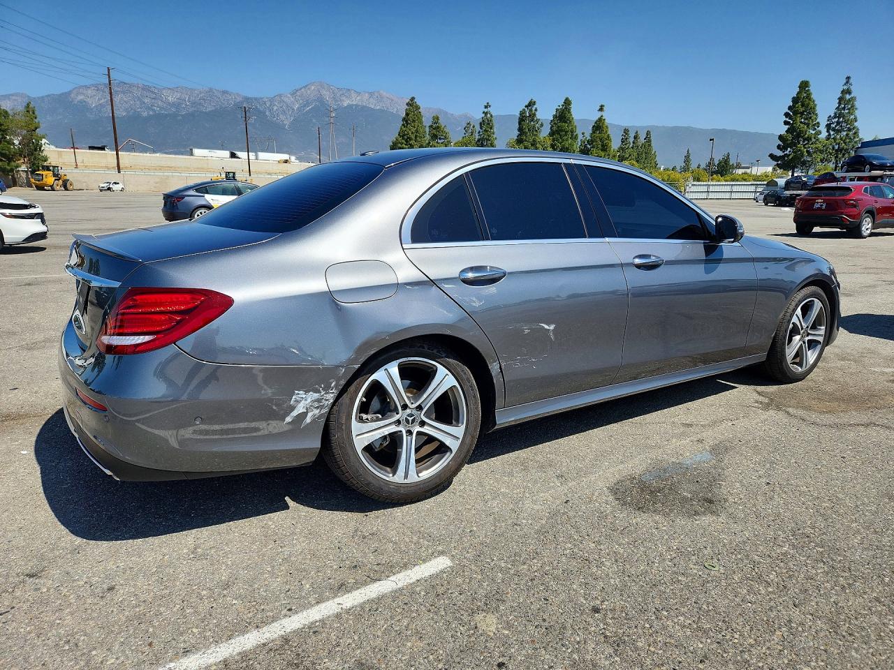 Mercedes-Benz E-Class 300