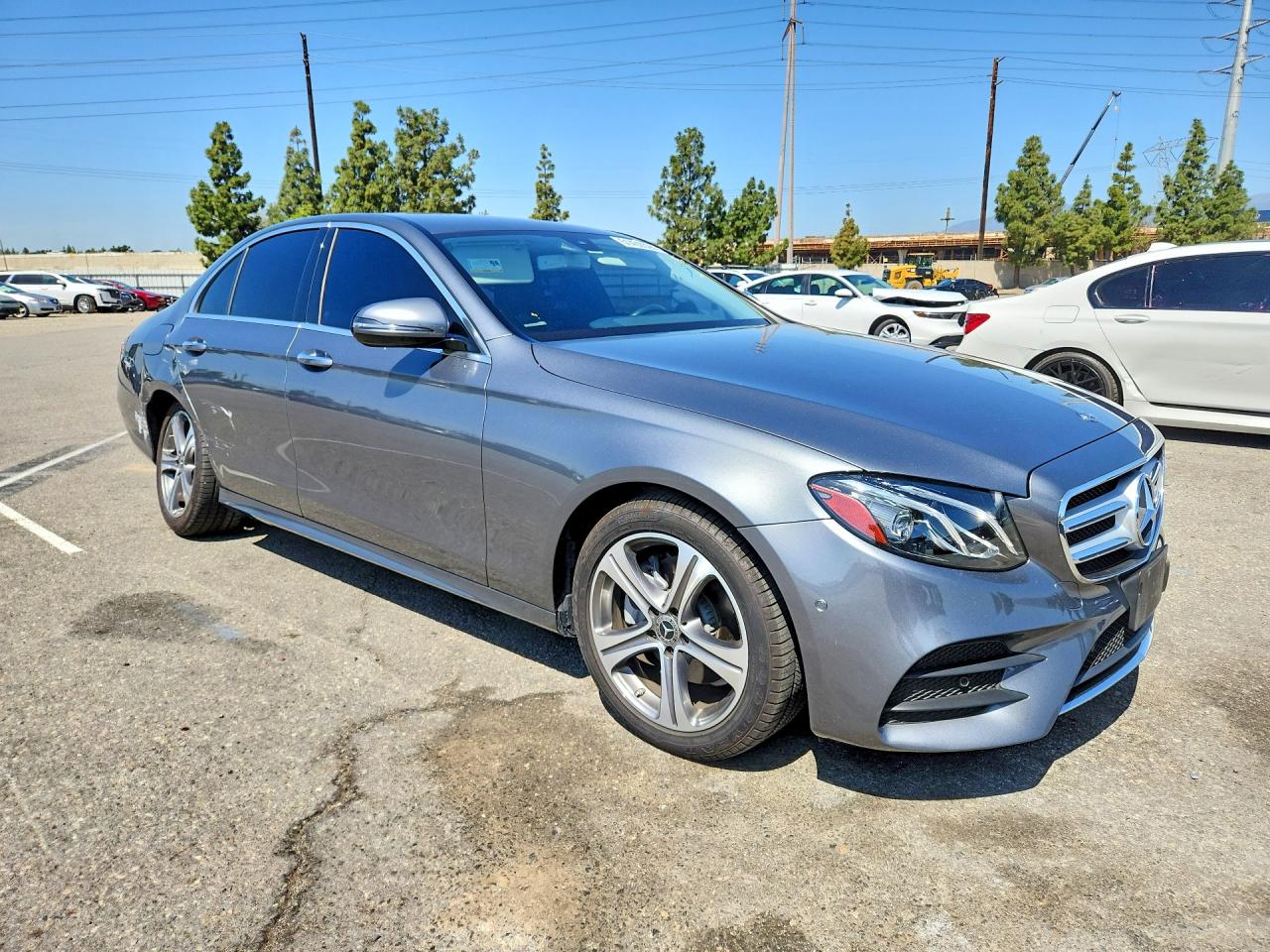 Mercedes-Benz E-Class 300