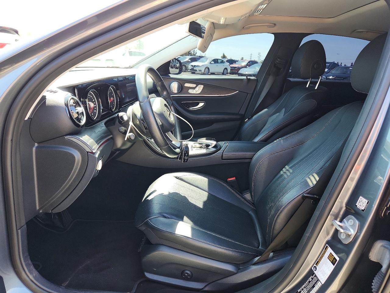 Mercedes-Benz E-Class 300