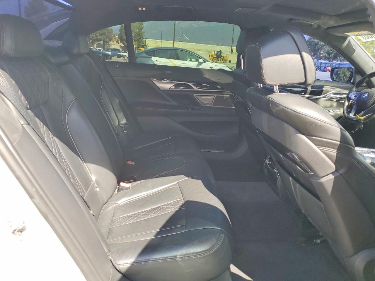 BMW 7 Series Xi