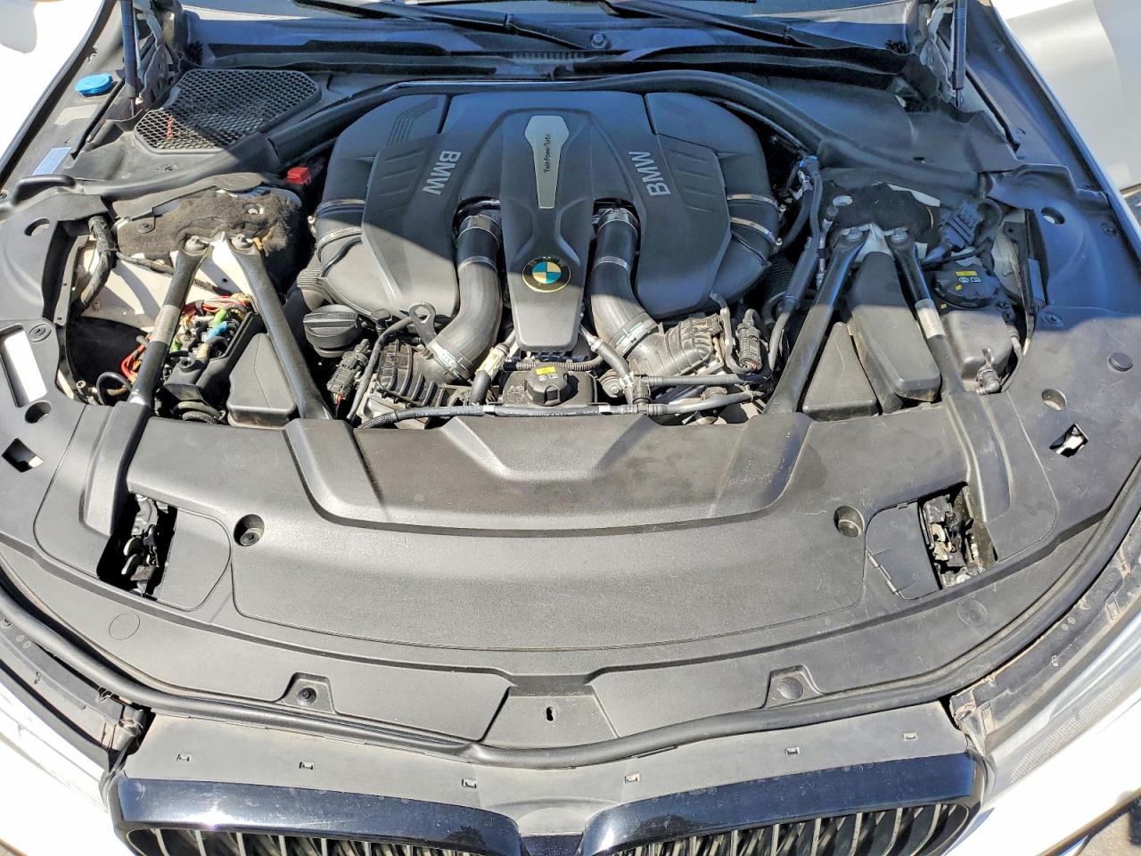 BMW 7 Series Xi