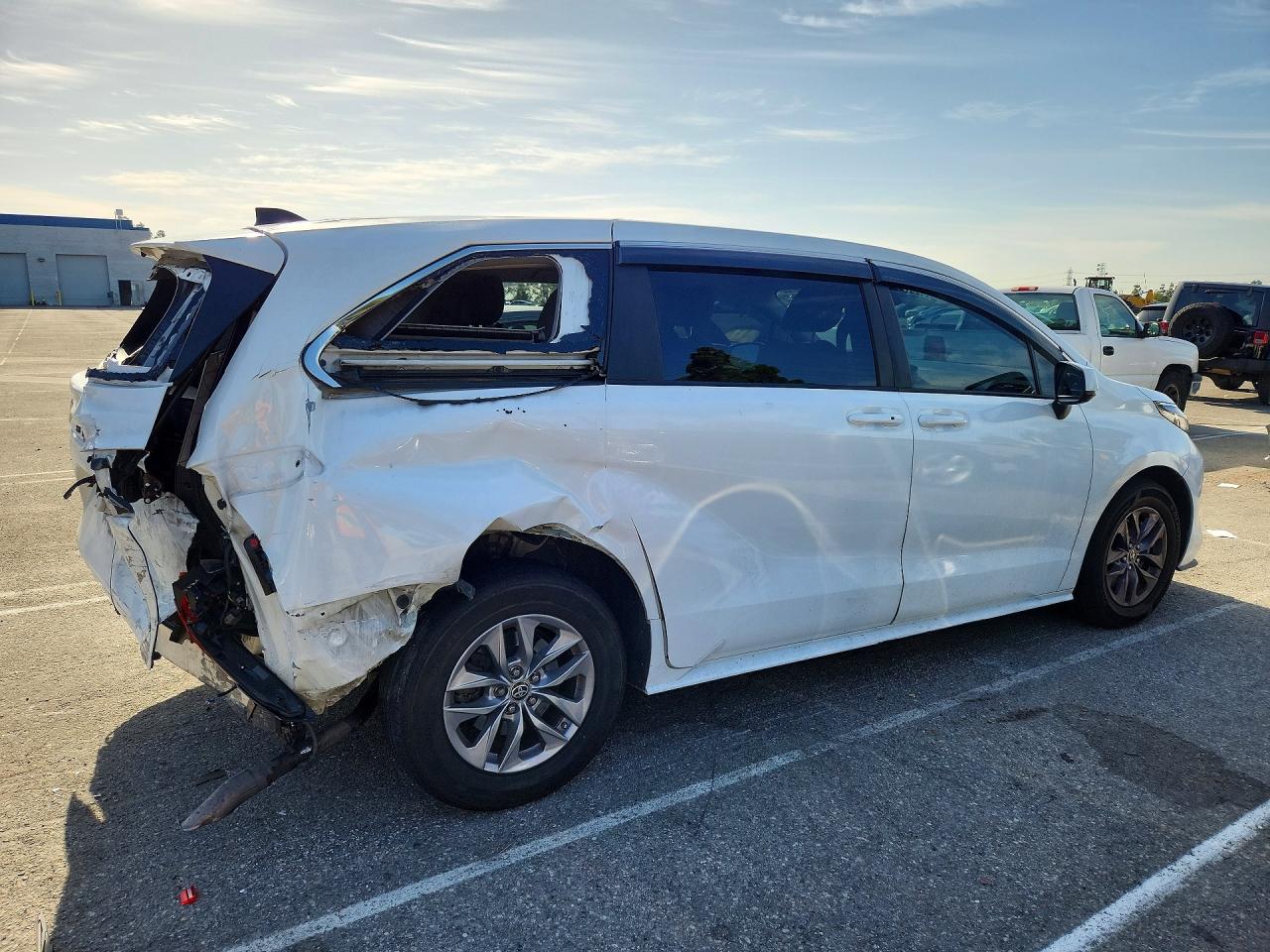 Toyota Sienna Le