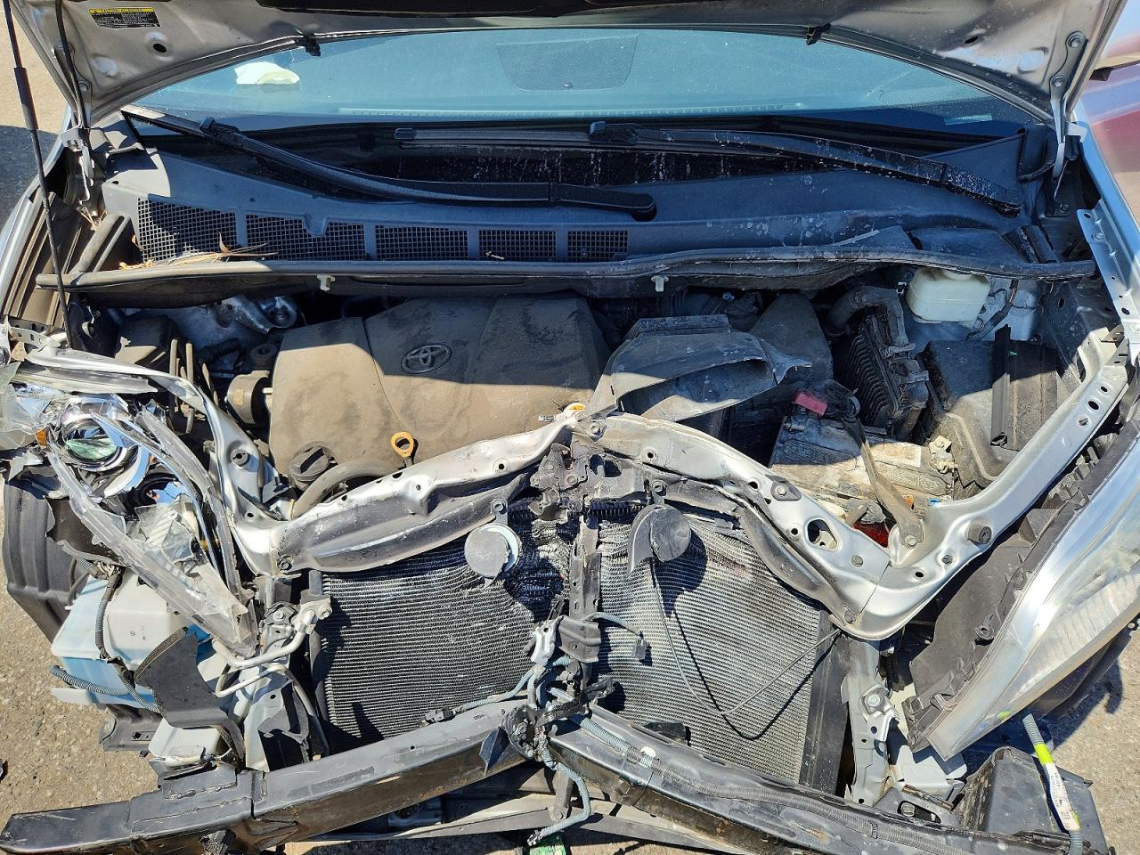 Toyota Sienna Le