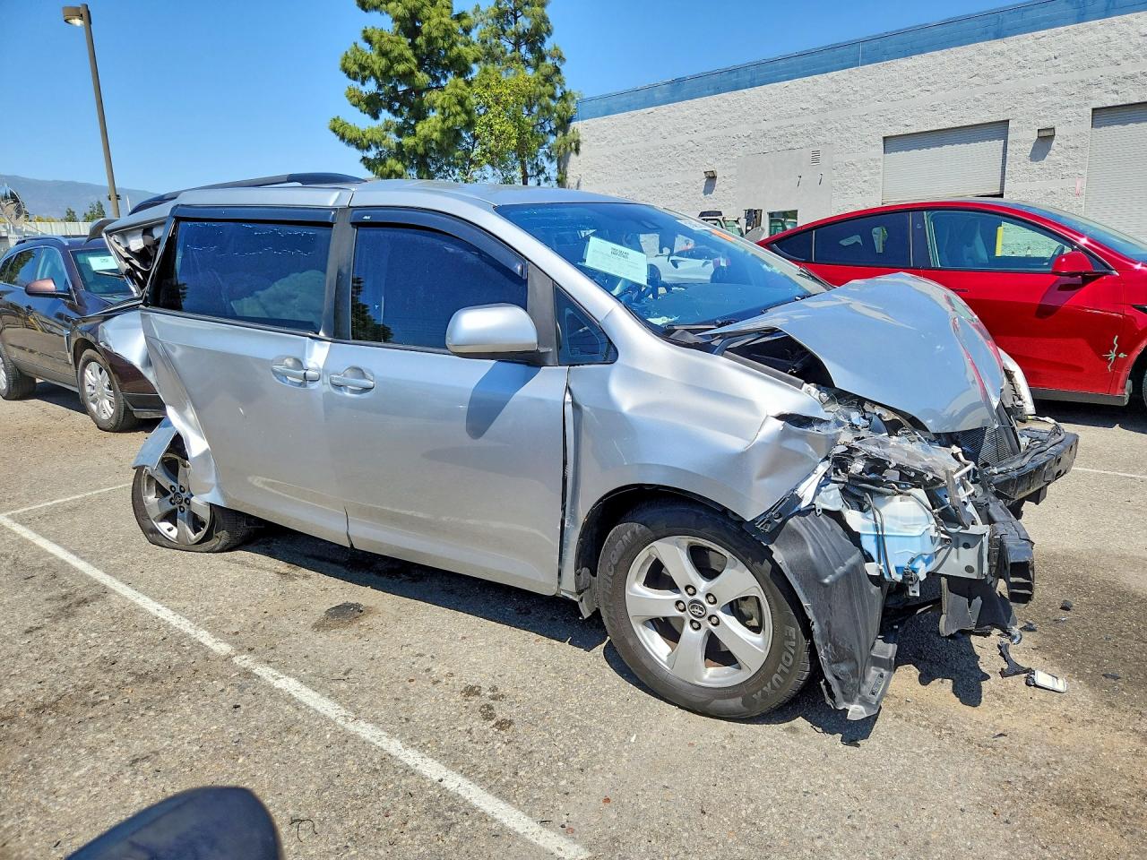 Toyota Sienna Le