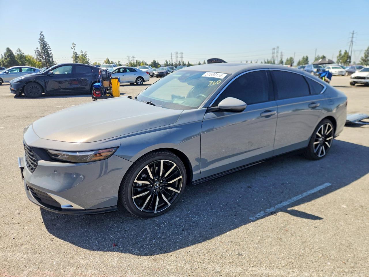 Salvage Honda Accord Image