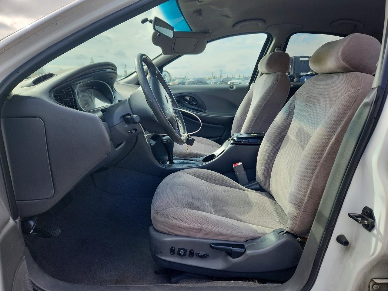 Ford Taurus Se
