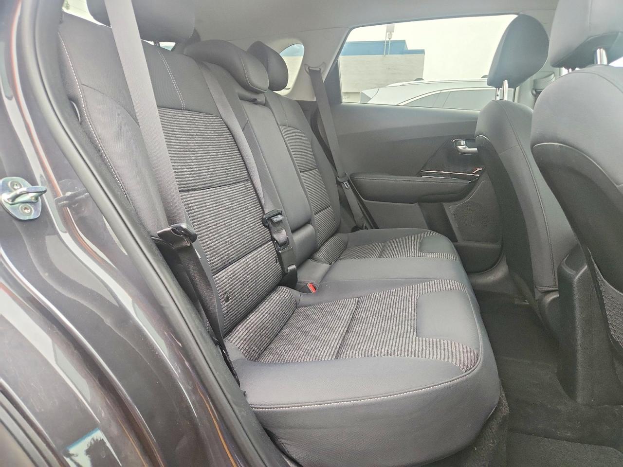 Kia Niro Lxs