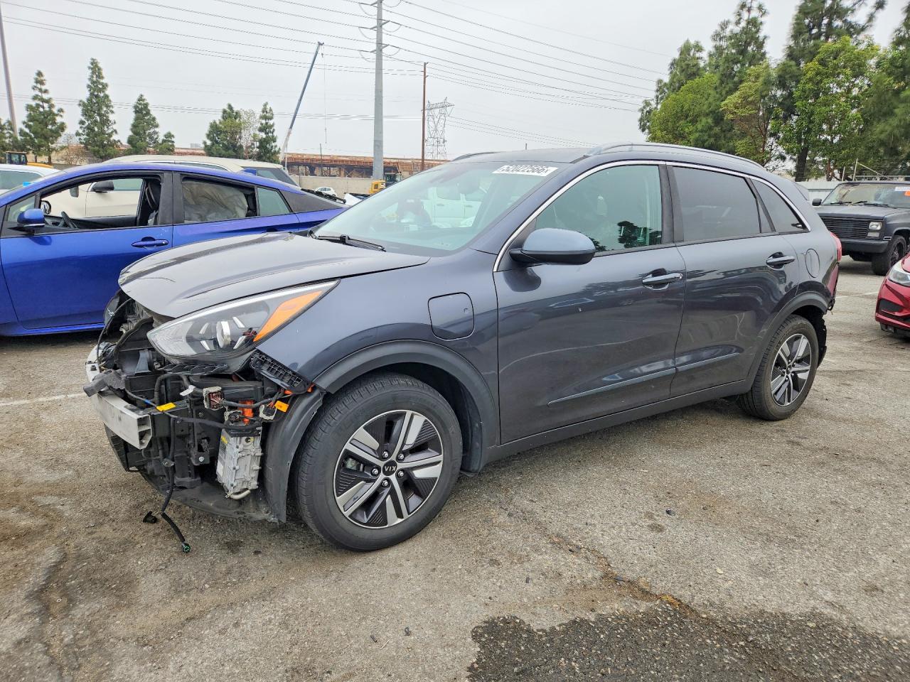 Salvage Kia Niro Image