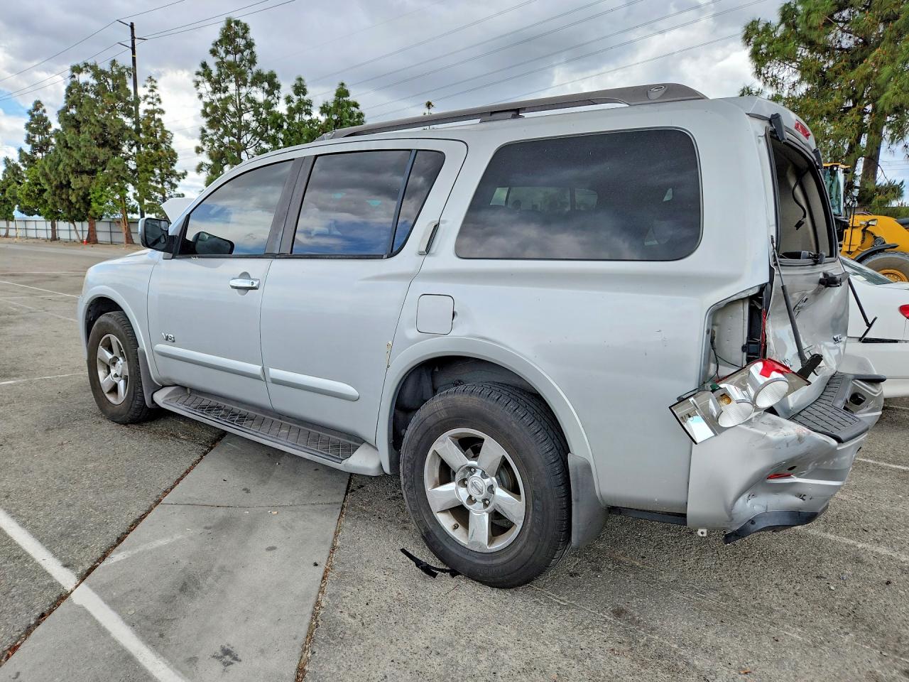 Nissan Armada Se