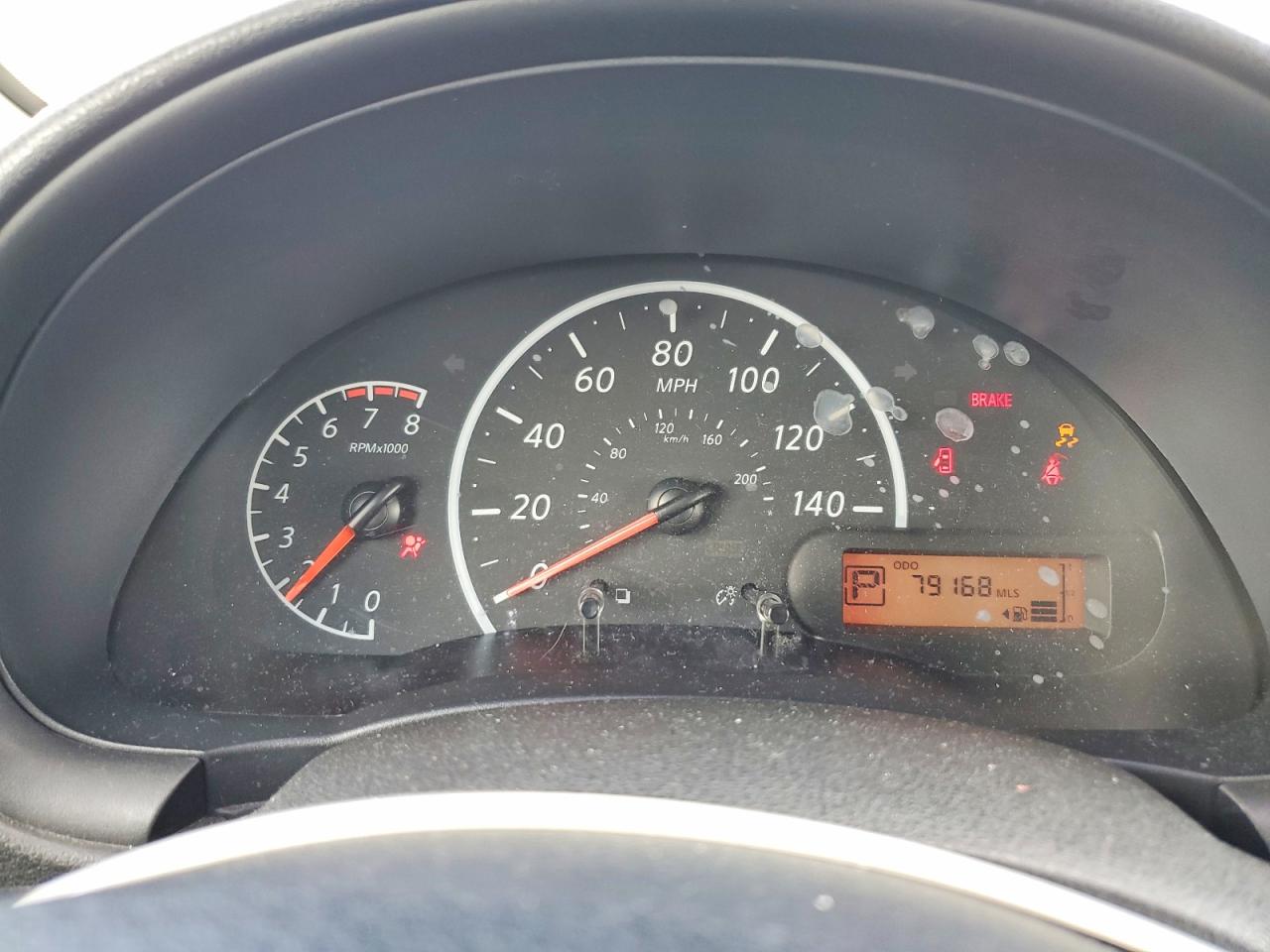 Nissan Versa 1.6 S Plus