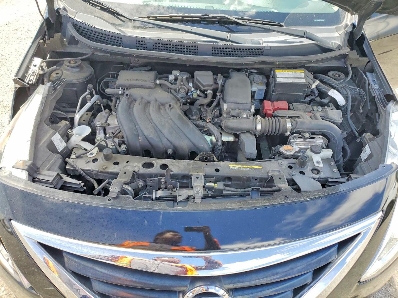 Nissan Versa 1.6 S Plus