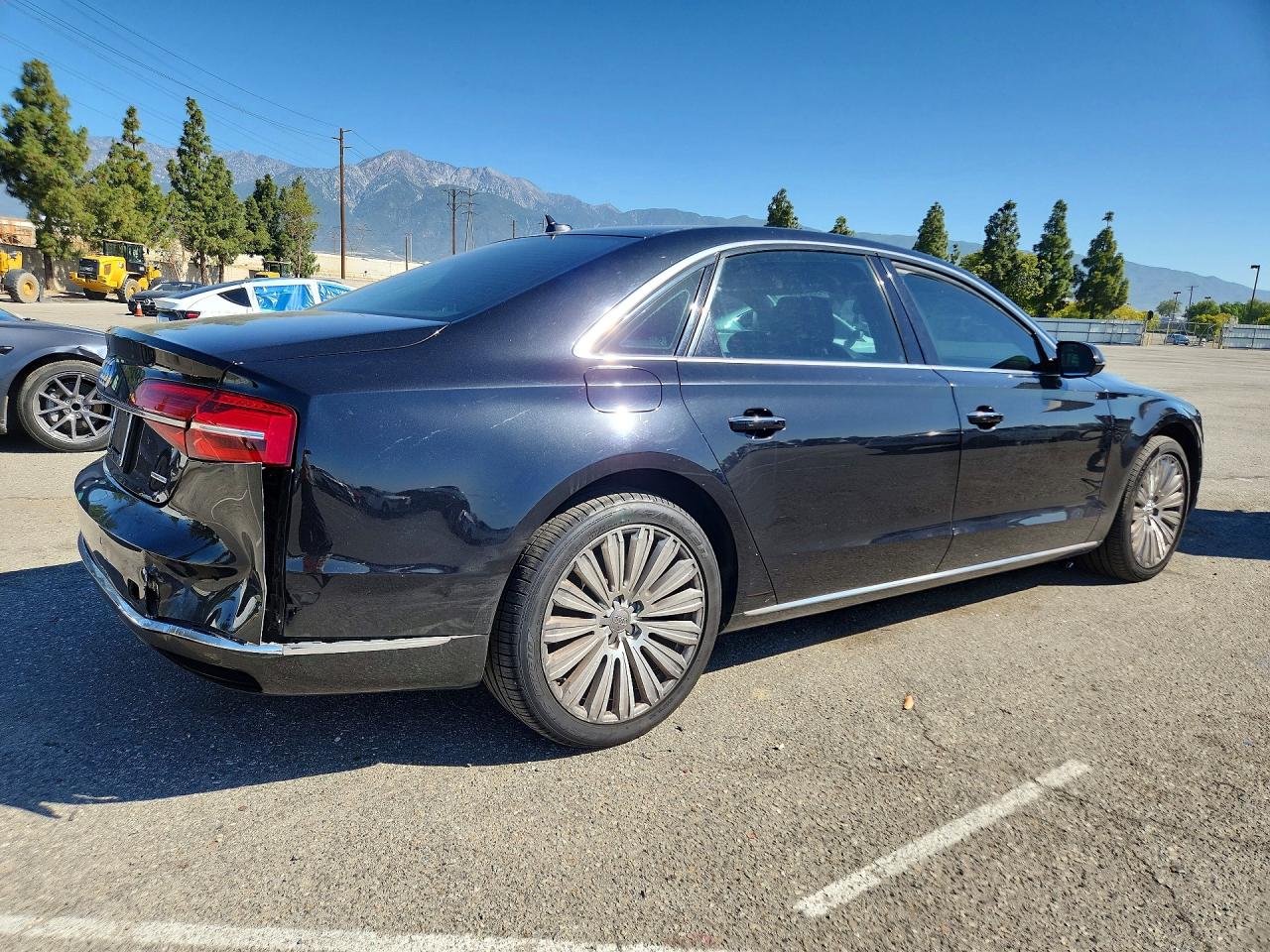 Audi A8 L Quattro