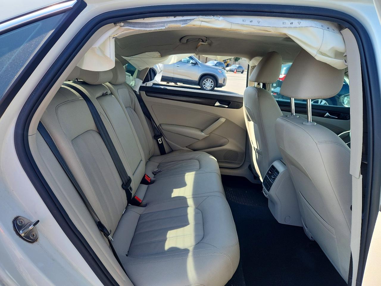 Volkswagen Passat Sel
