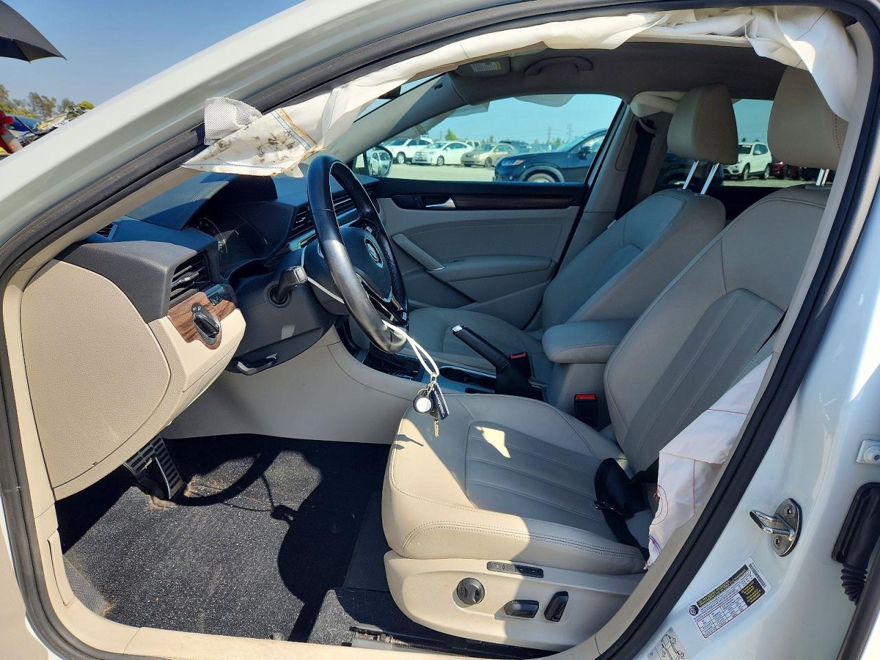 Volkswagen Passat Sel
