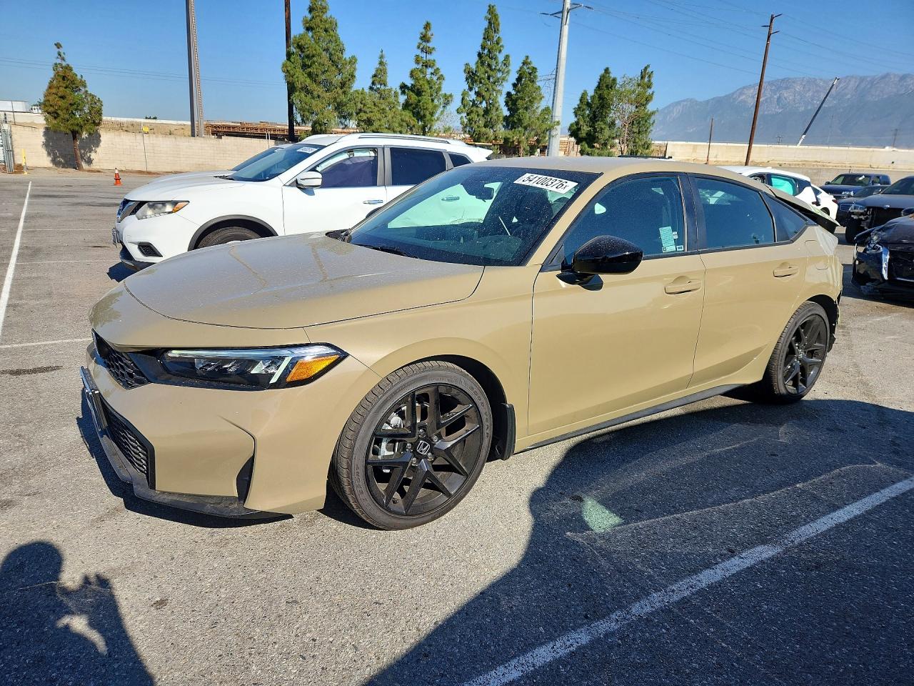 Salvage Honda Civic Image