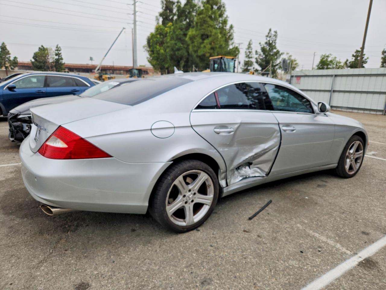 Mercedes-Benz Cls-class 550