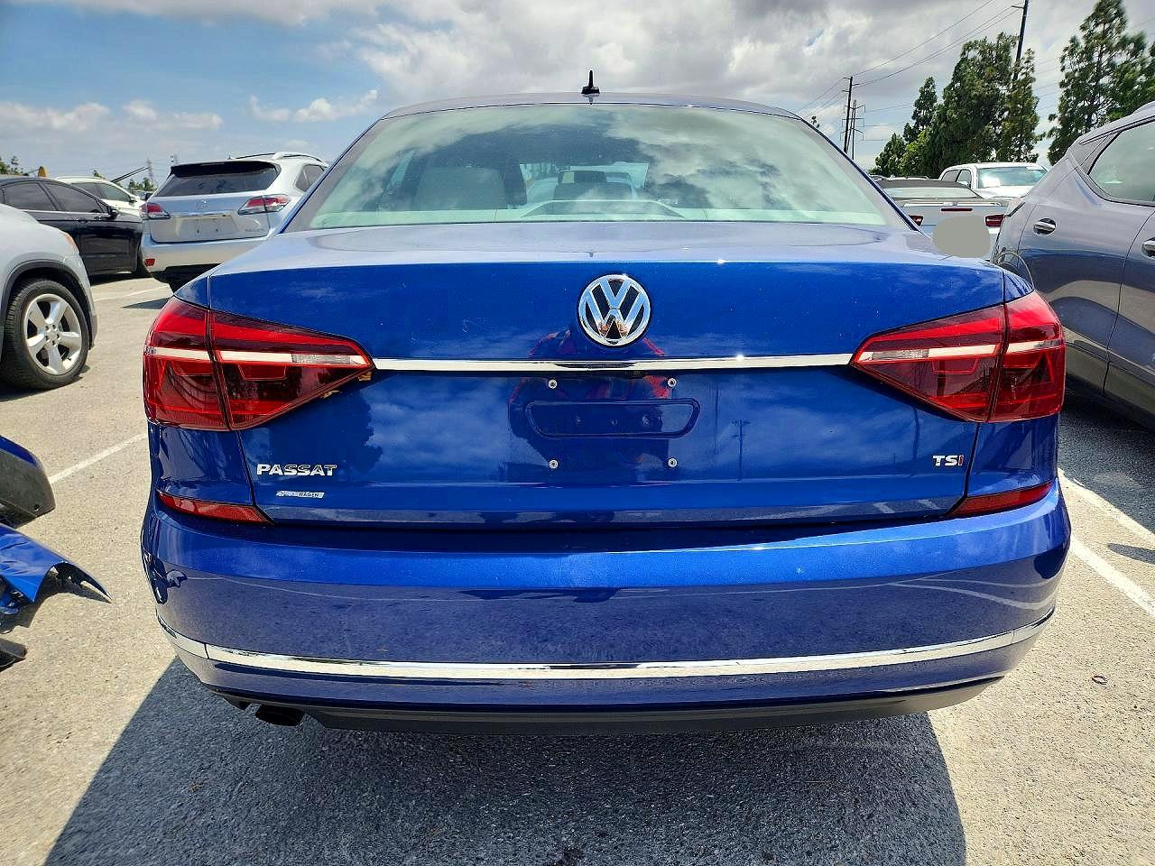 Volkswagen Passat S