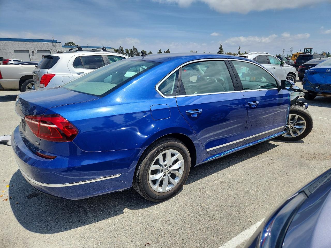 Volkswagen Passat S