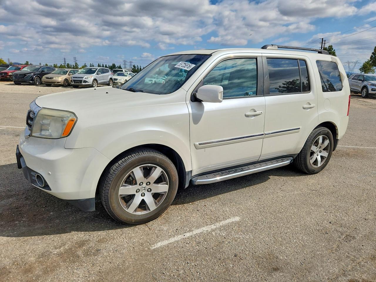 Salvage Honda Pilot Image