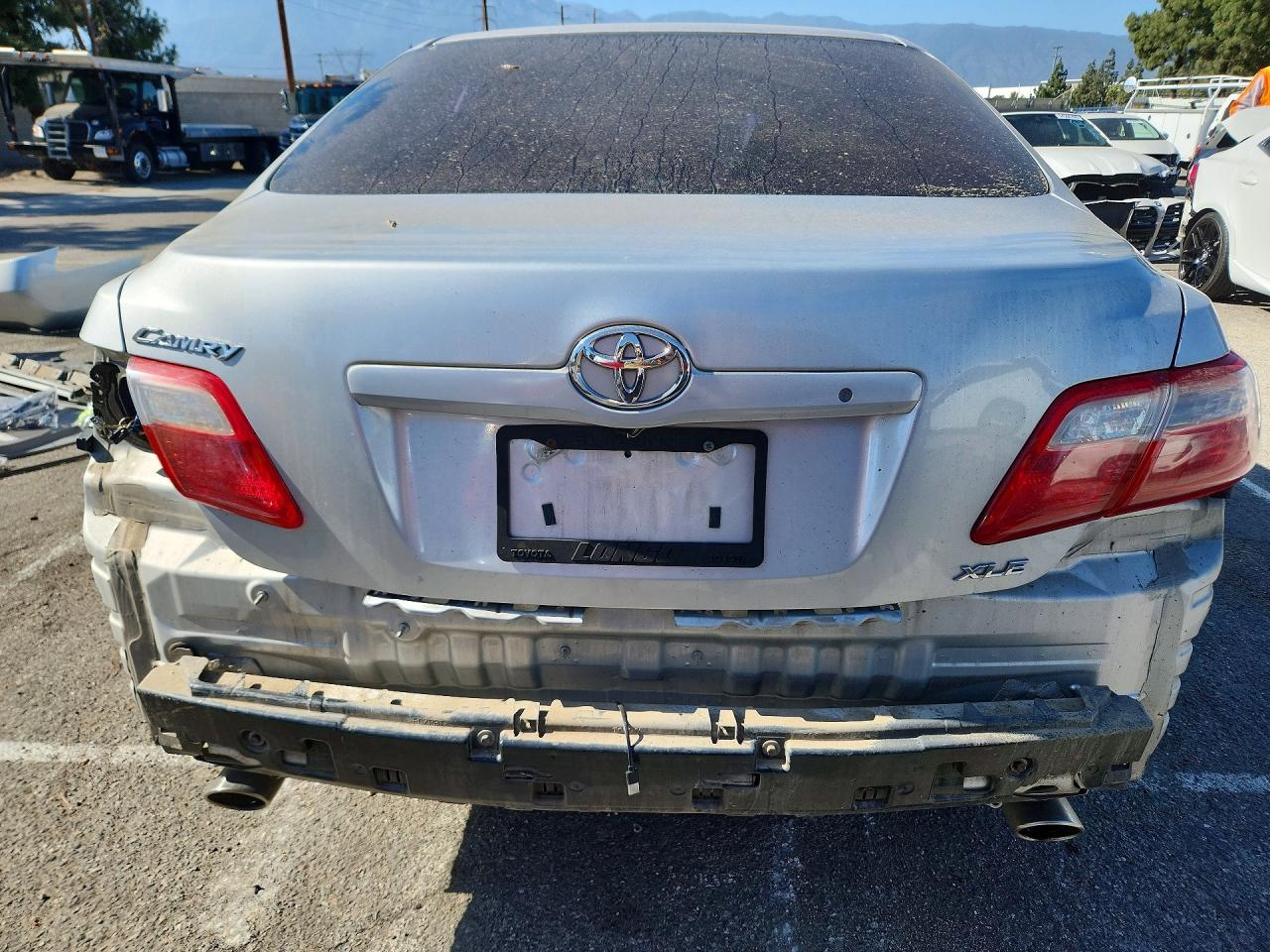 Toyota Camry Xle V6