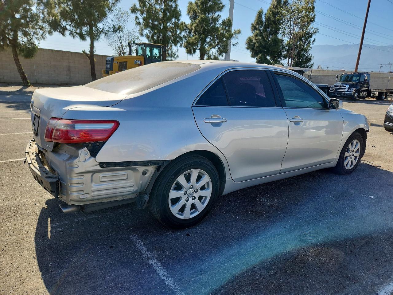 Toyota Camry Xle V6