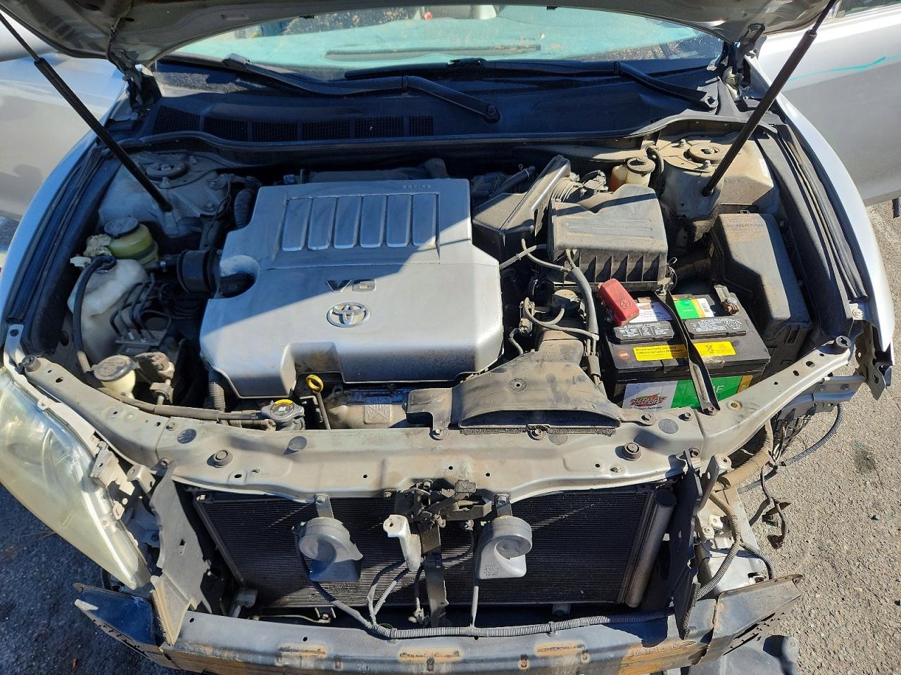 Toyota Camry Xle V6