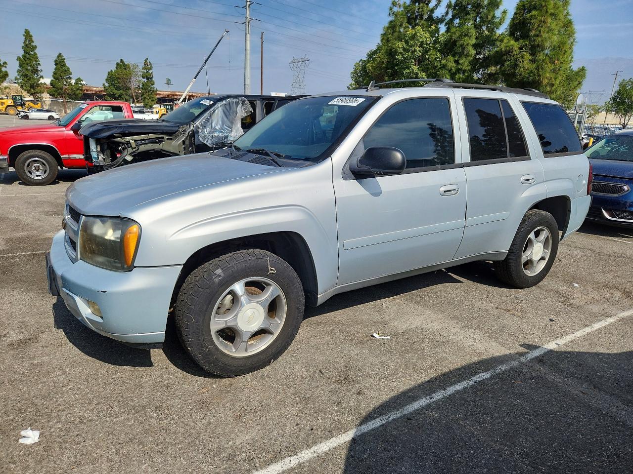 Salvage Chevrolet Trailblaze Image