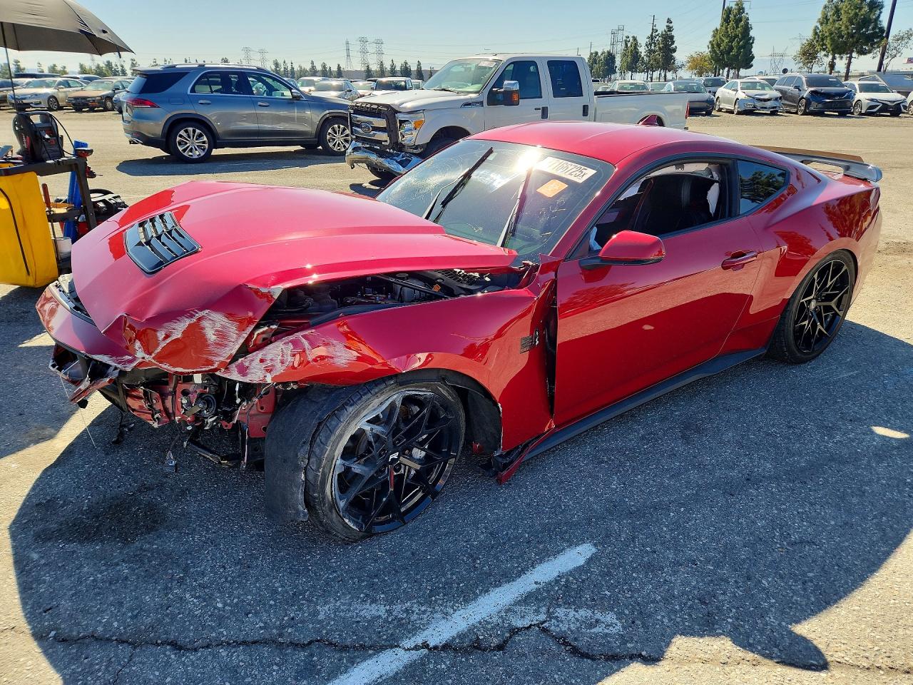 Salvage Ford Mustang Image