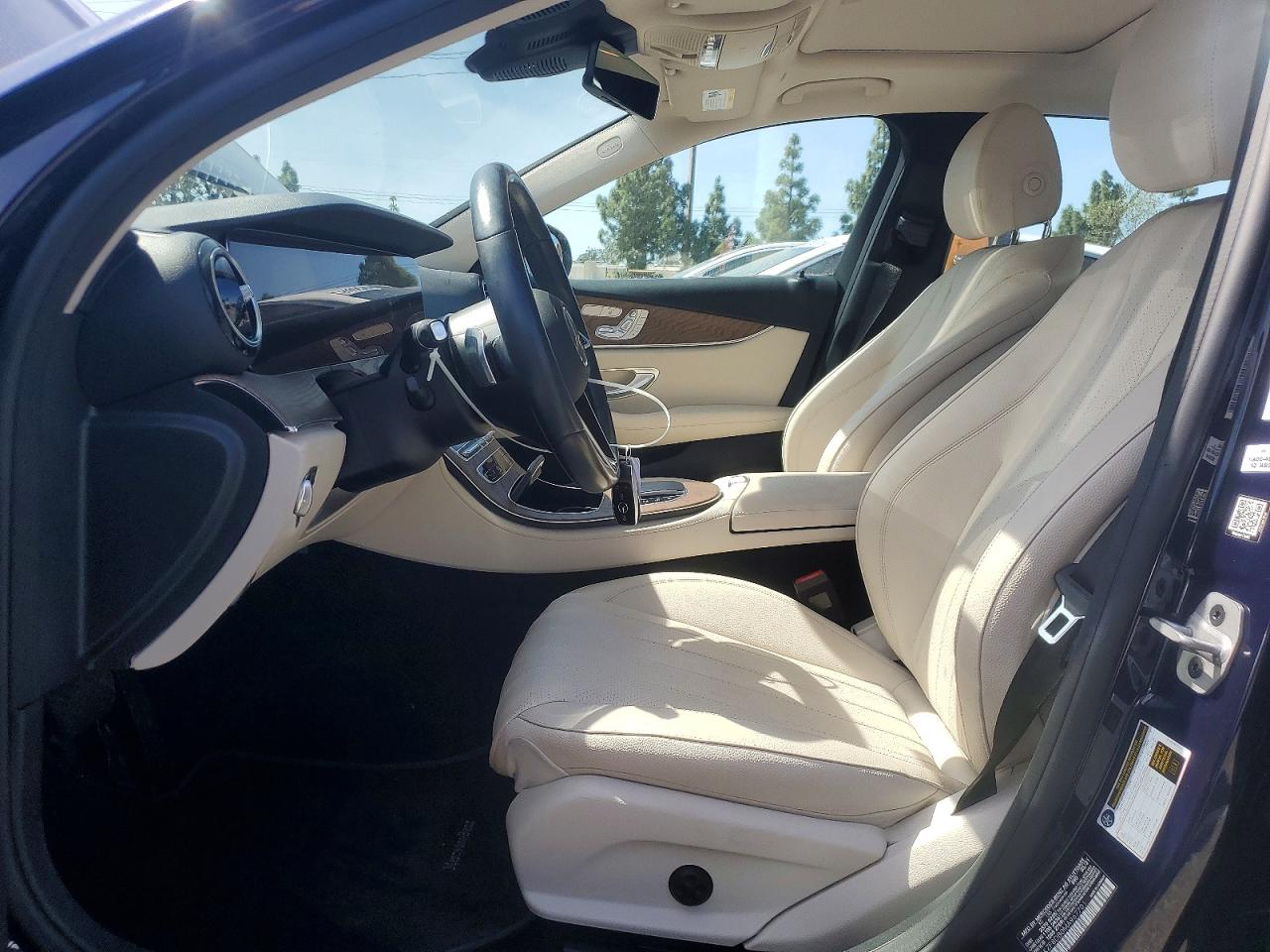 Mercedes-Benz E-Class 350
