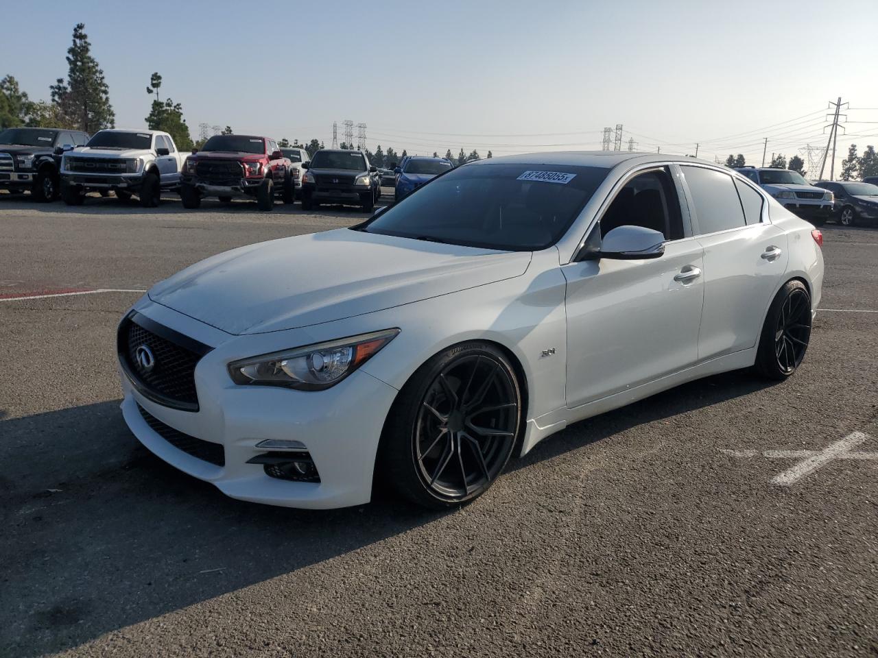 Salvage INFINITI Q50 Image