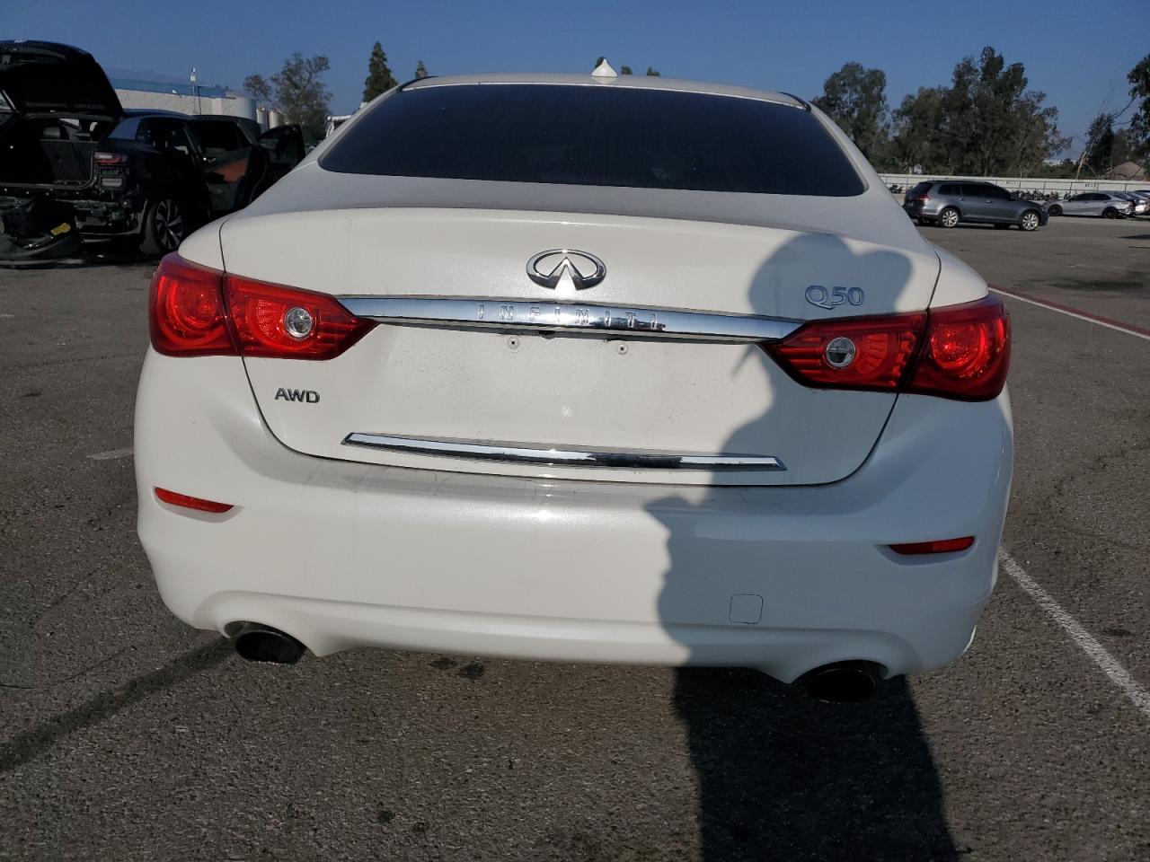 INFINITI Q50 Premium