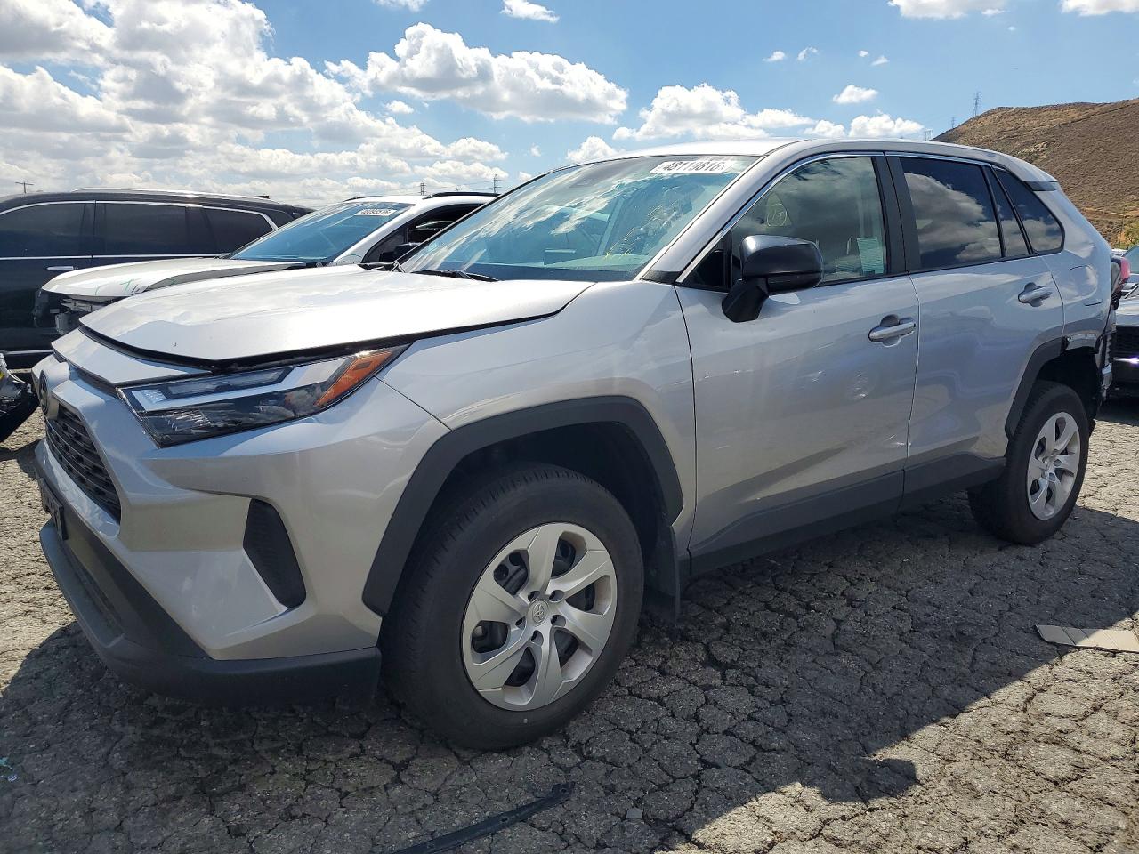 Salvage Toyota RAV4 Image