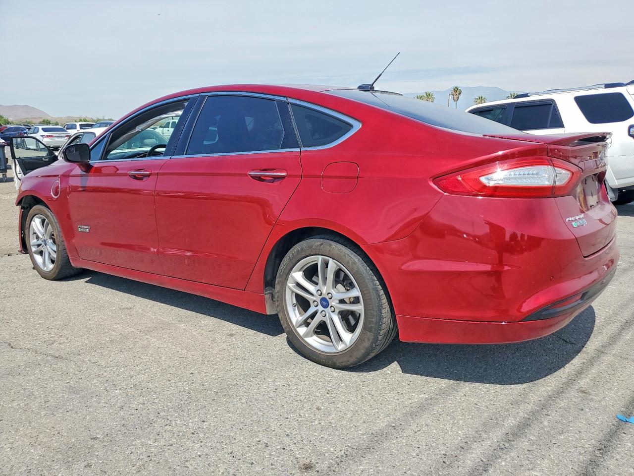 Ford Fusion Titanium Phev