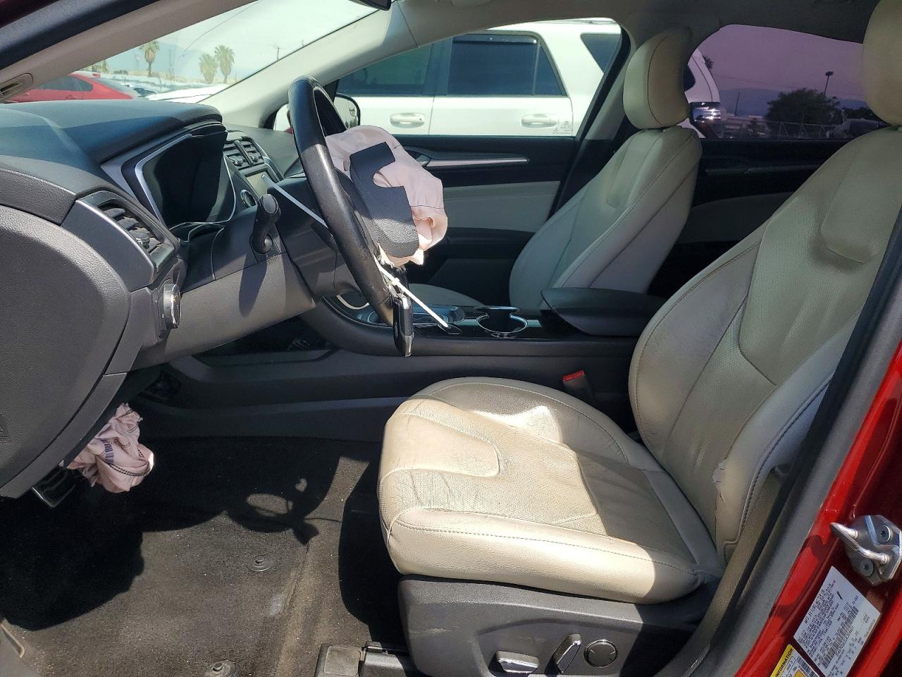Ford Fusion Titanium Phev