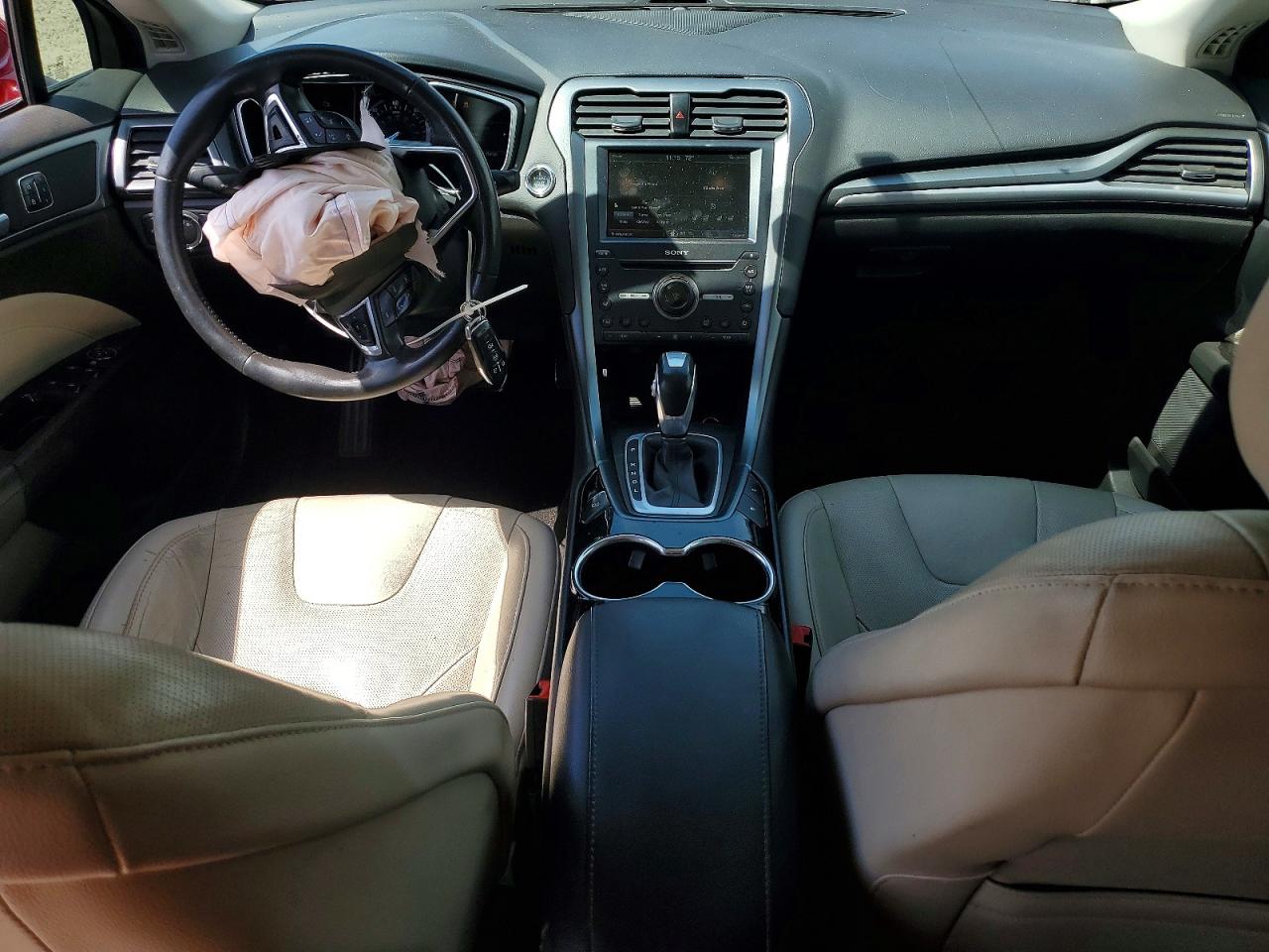 Ford Fusion Titanium Phev