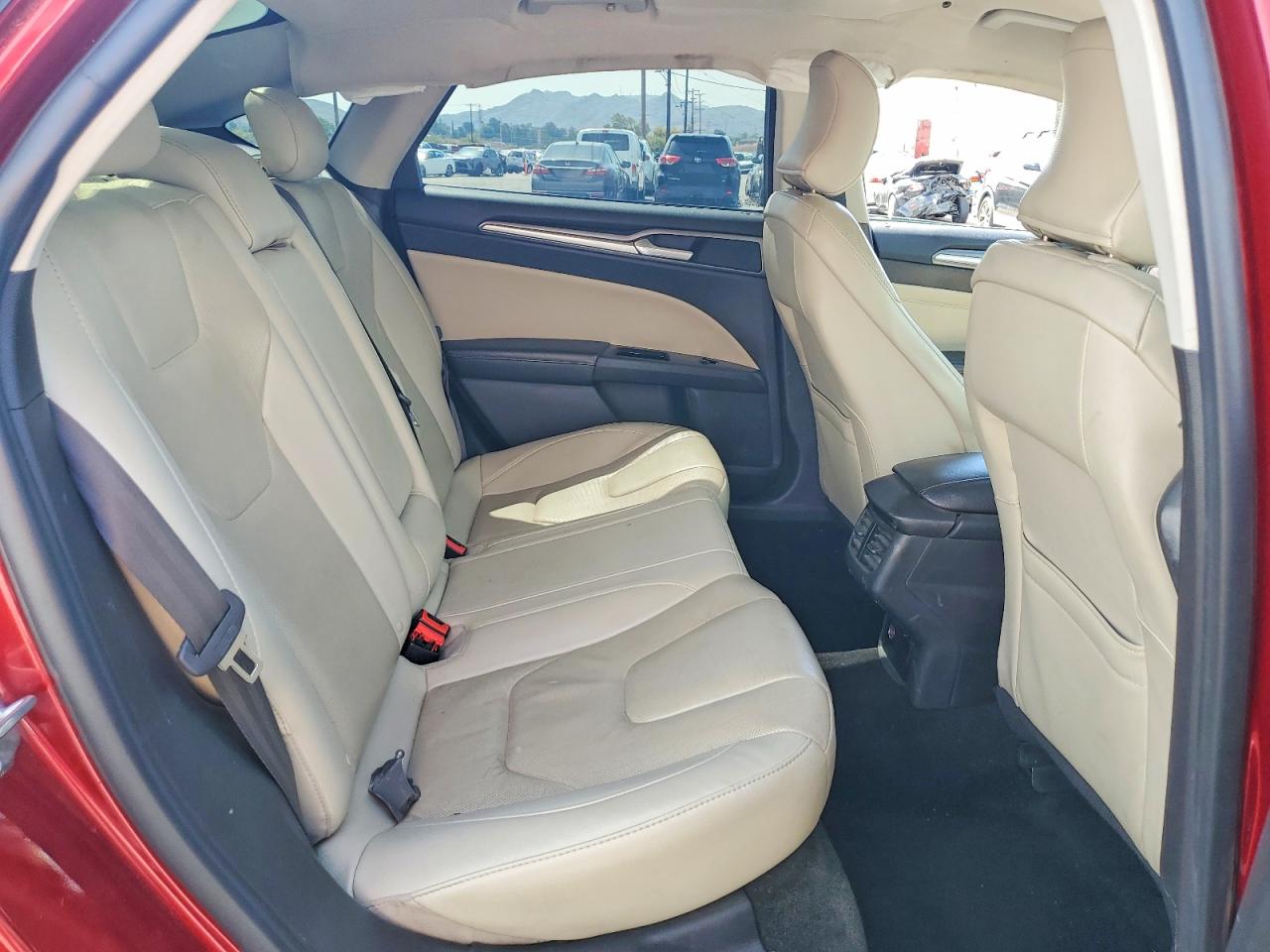 Ford Fusion Titanium Phev