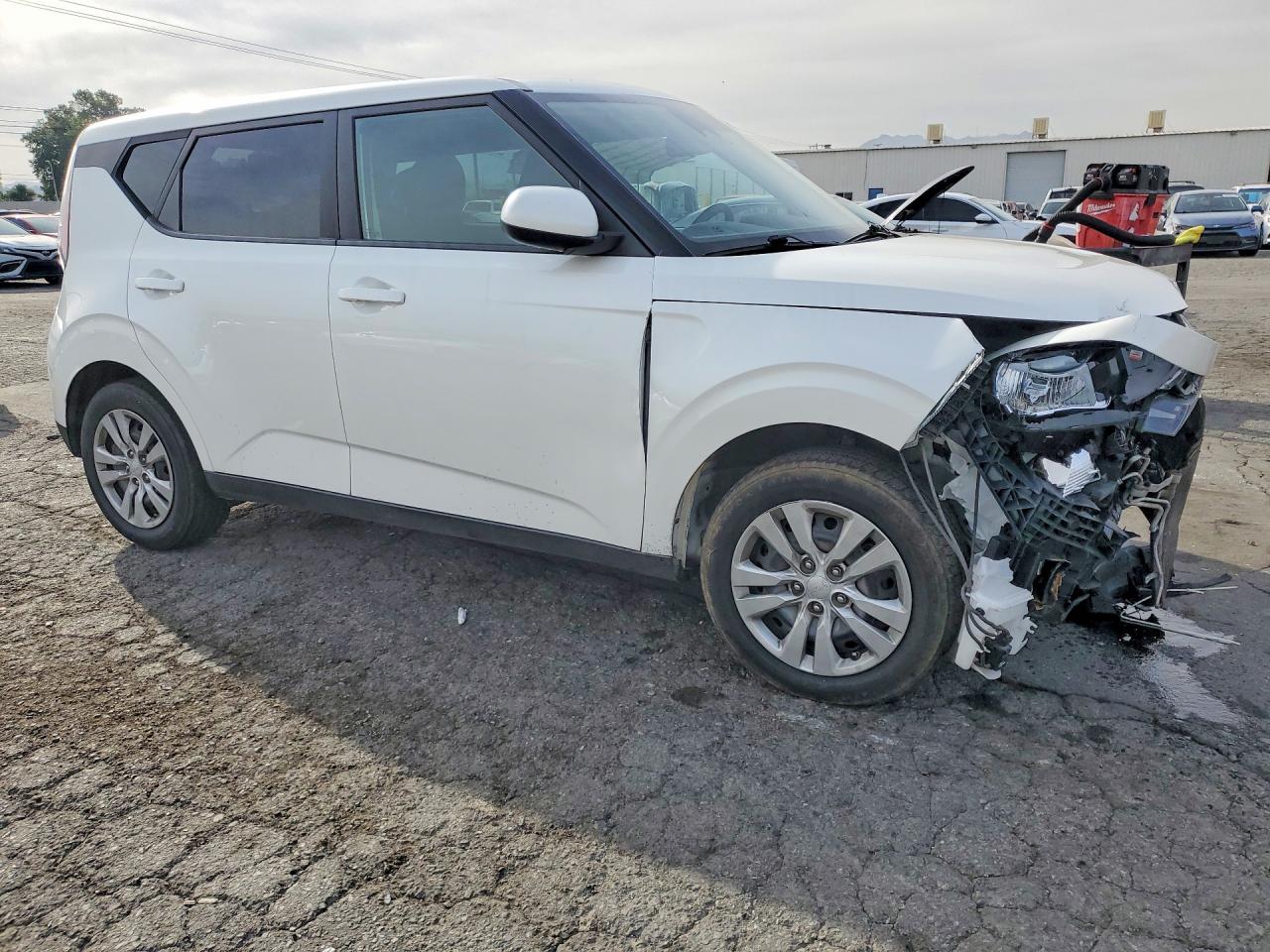 Kia Soul Lx
