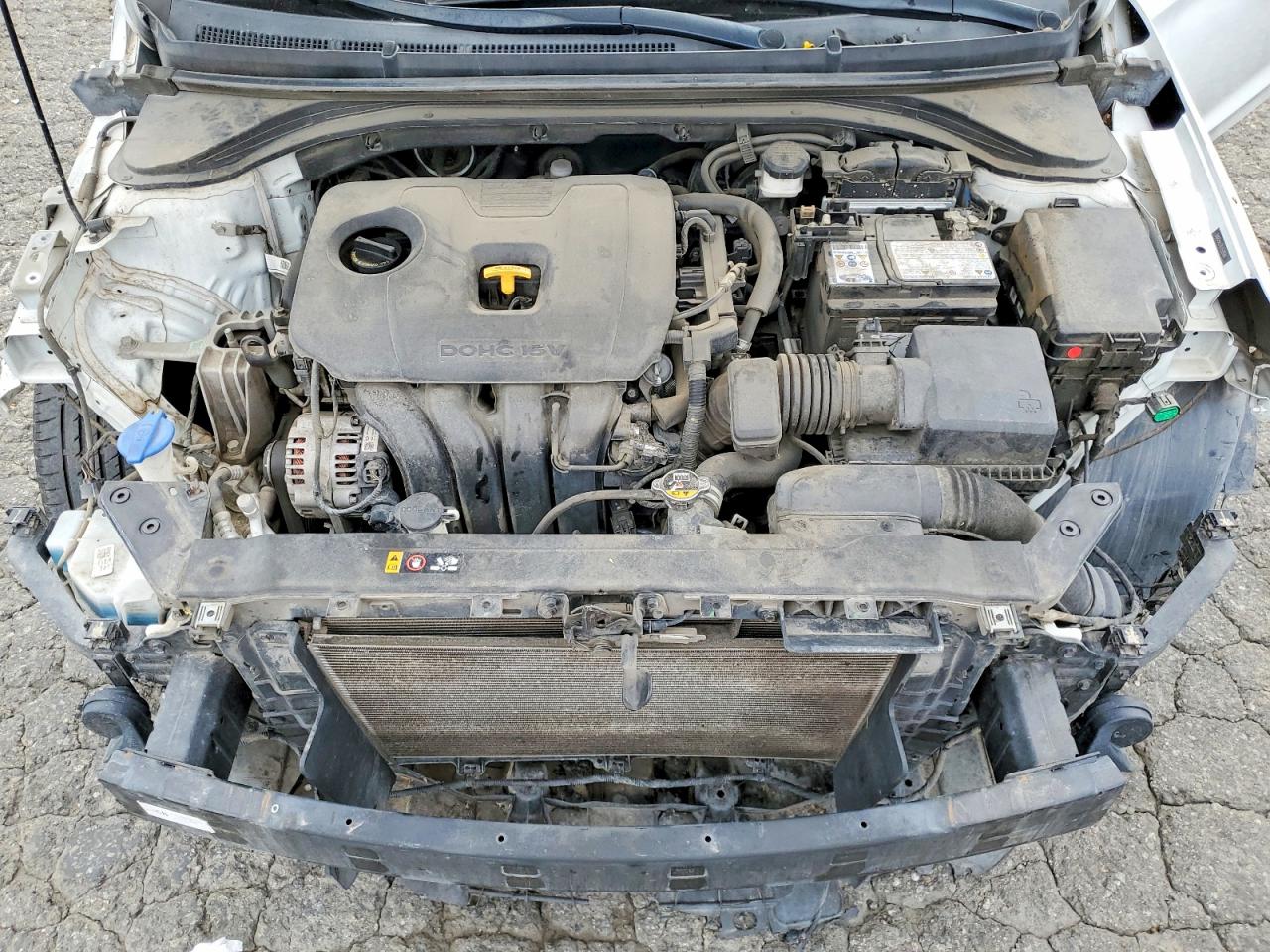 Hyundai ELANTRA Sel