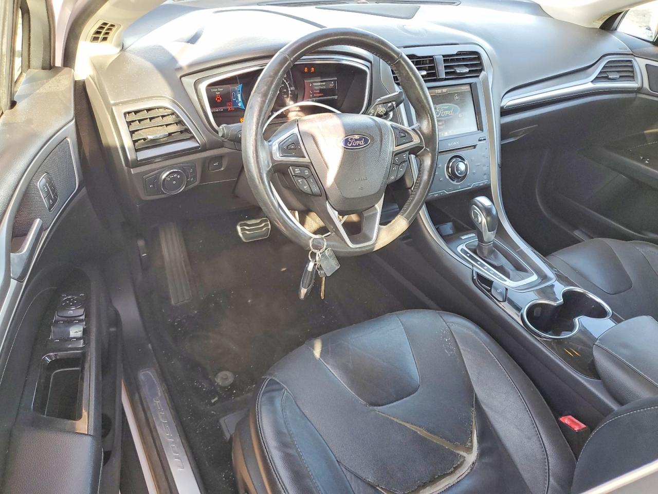 Ford Fusion Titanium Hev