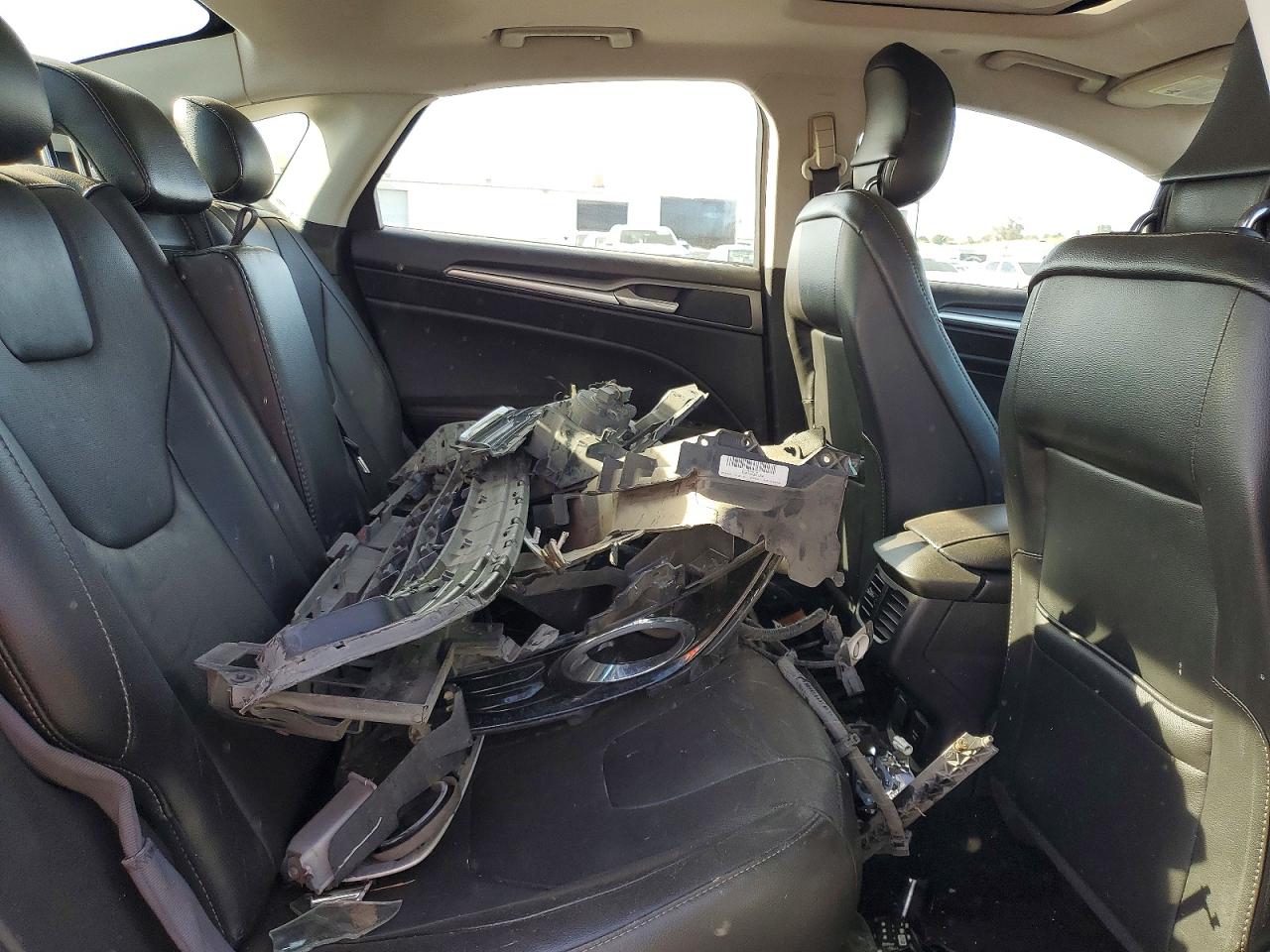 Ford Fusion Titanium Hev