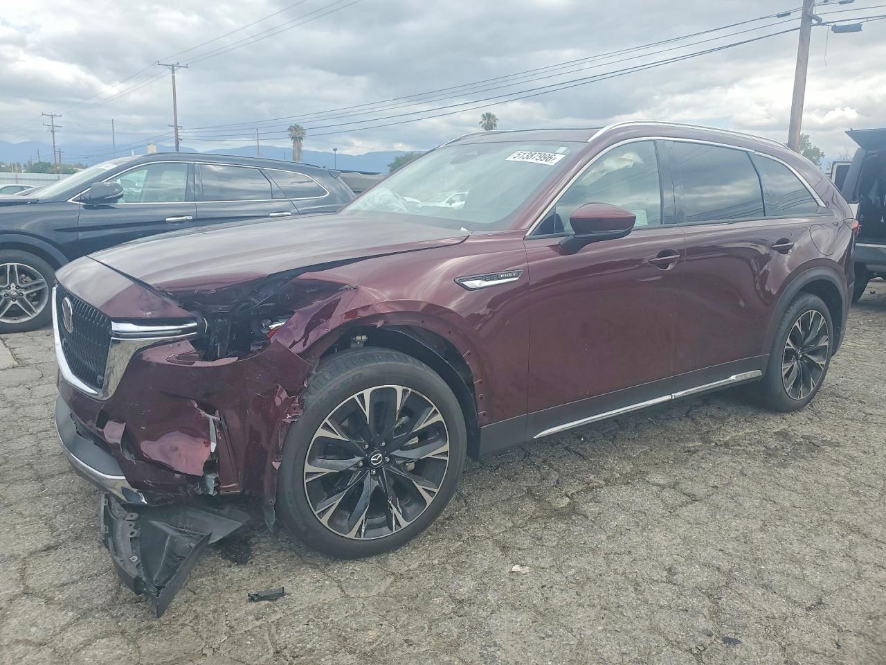 Salvage Mazda Cx Image