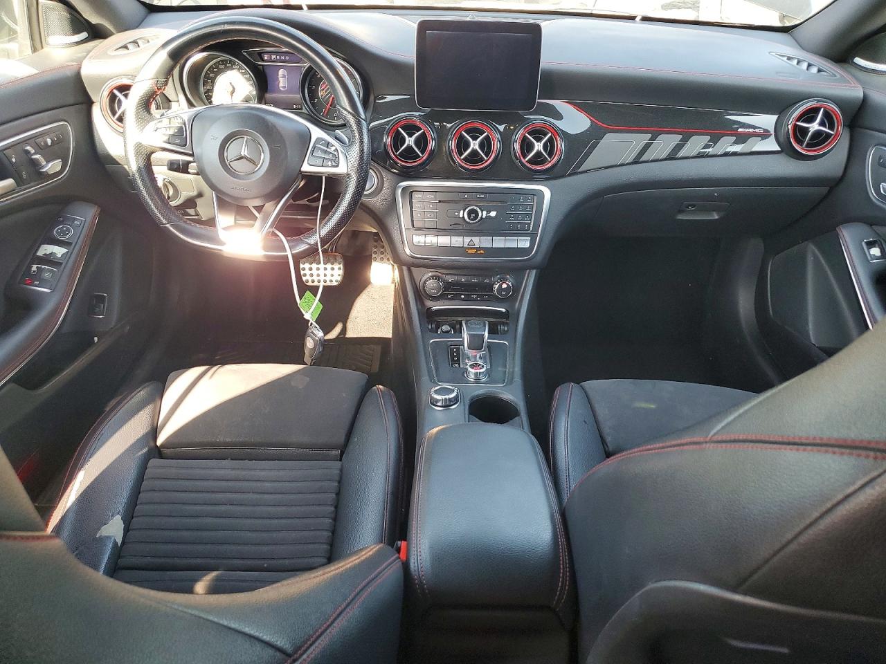 Mercedes-Benz Cla-class 45 Amg