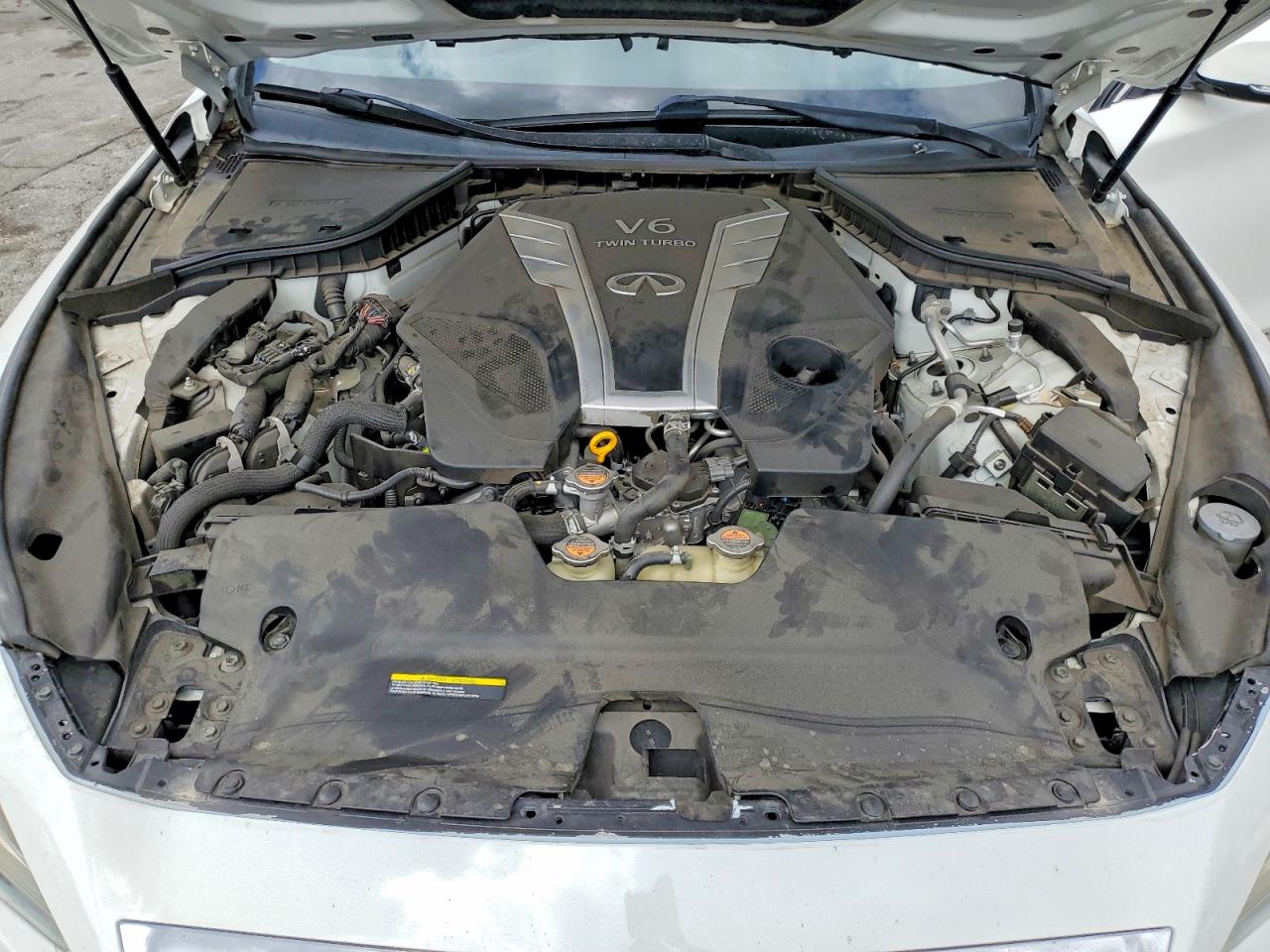INFINITI Q50 3.0t Luxe