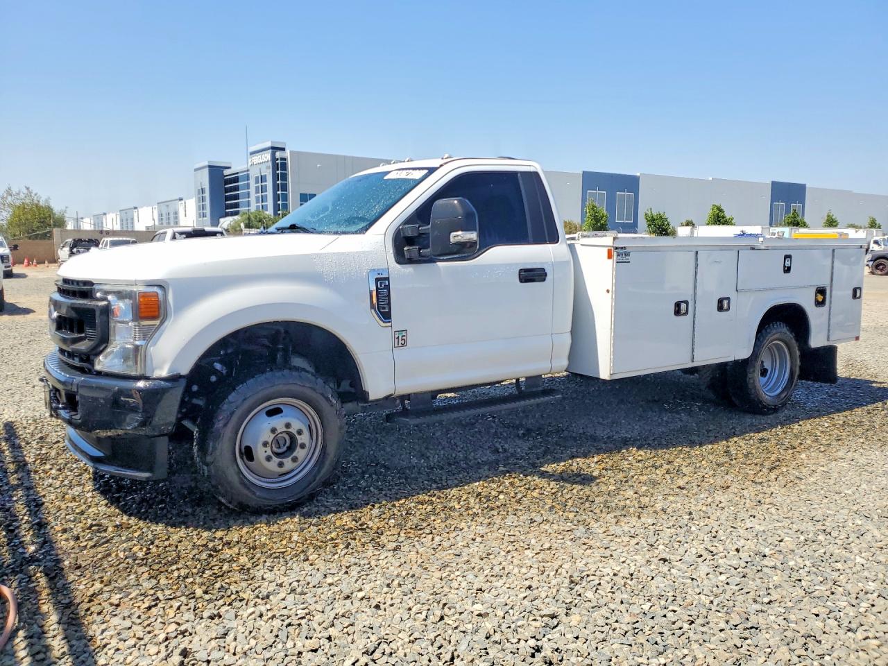 Salvage Ford F-350 Image