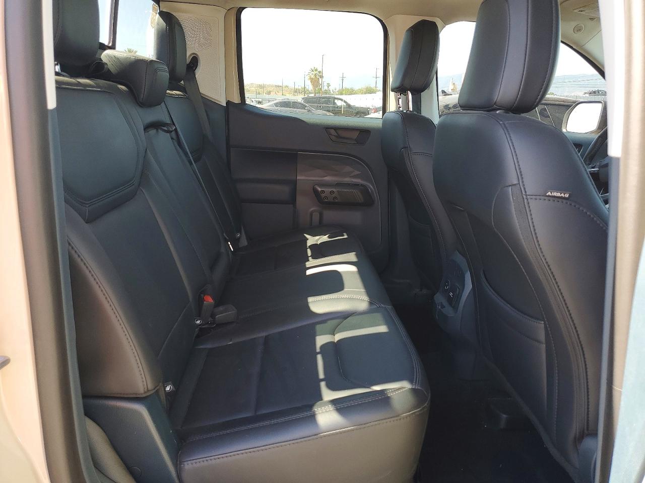 Ford Maverick Lariat