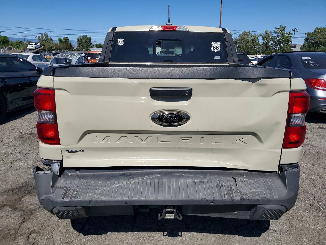 Ford Maverick Lariat