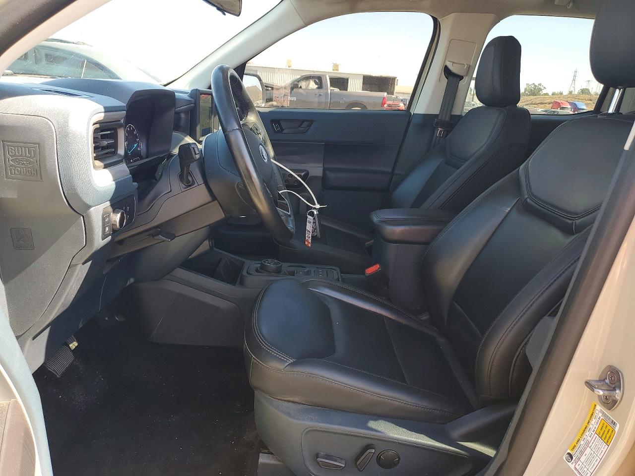 Ford Maverick Lariat