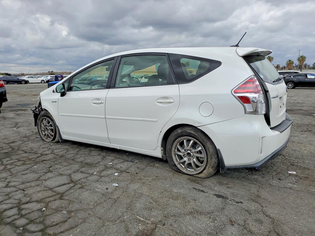 Toyota Prius v Three